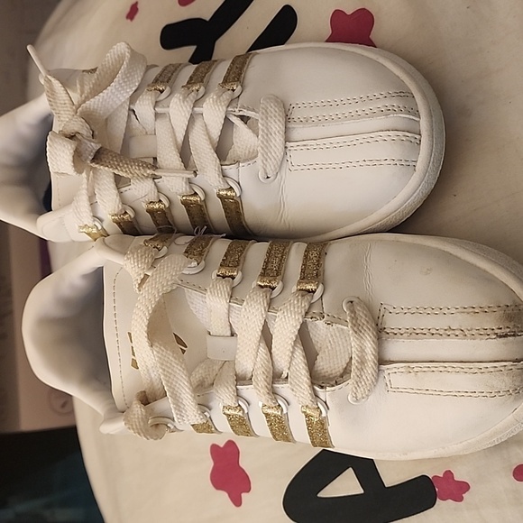 K-Swiss - Size 3.5Y - Picture 3 of 4